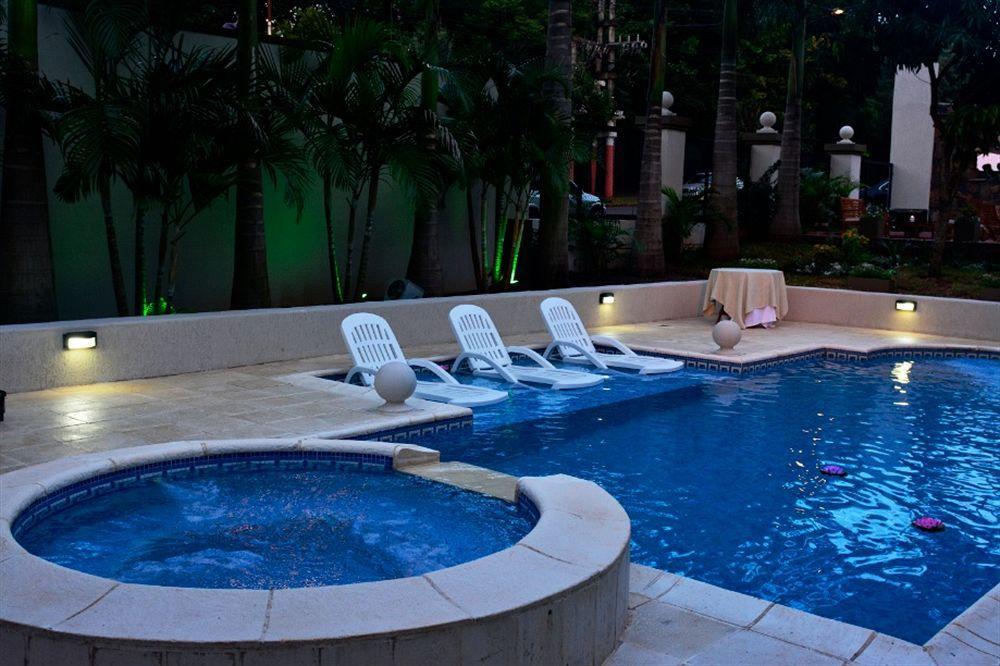 Akwati Suites Iguazu Puerto Iguazu Ngoại thất bức ảnh