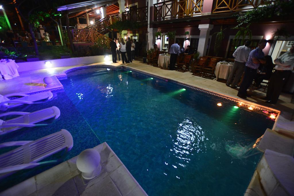 Akwati Suites Iguazu Puerto Iguazu Ngoại thất bức ảnh