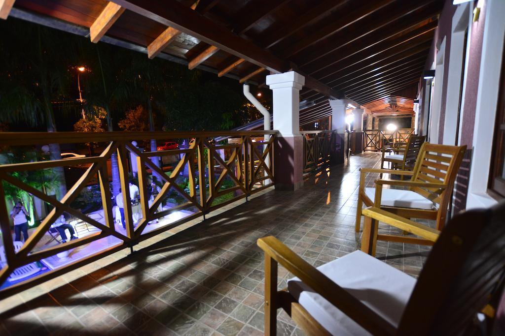 Akwati Suites Iguazu Puerto Iguazu Ngoại thất bức ảnh